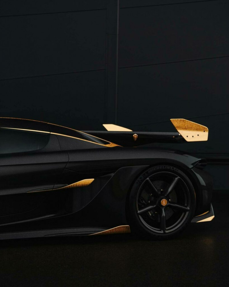 Koenigsegg Jesko Attack